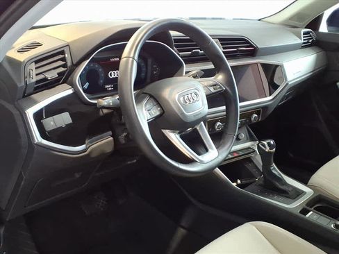 Used 2022 Audi Q3 2.0T Premium image 9