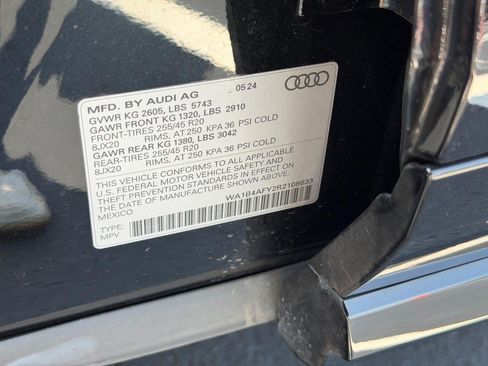 Used 2024 Audi SQ5 Premium Plus w/ Premium Plus Package AWD/4WD image 24