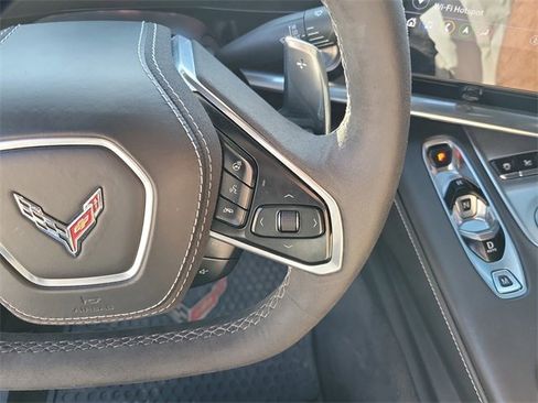 Used 2023 Chevrolet Corvette Stingray Premium Conv w/ Z51 Performance Package image 17