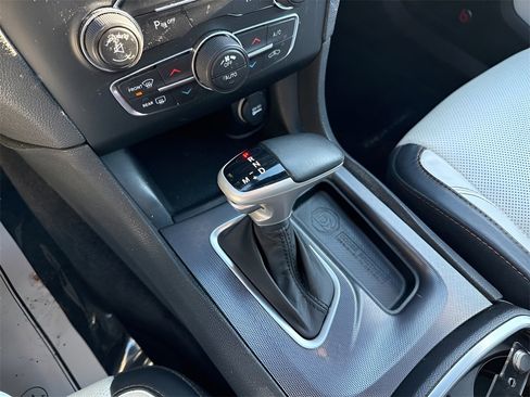 Used 2016 Dodge Charger SXT w/ AWD Plus Group image 30