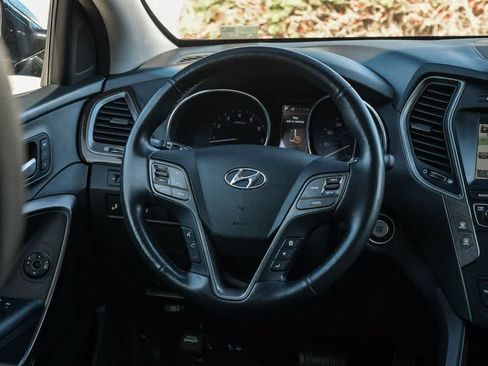 Used 2017 Hyundai Santa Fe Sport FWD image 12