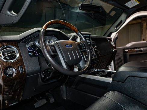 Used 2015 Ford F350 Platinum image 13