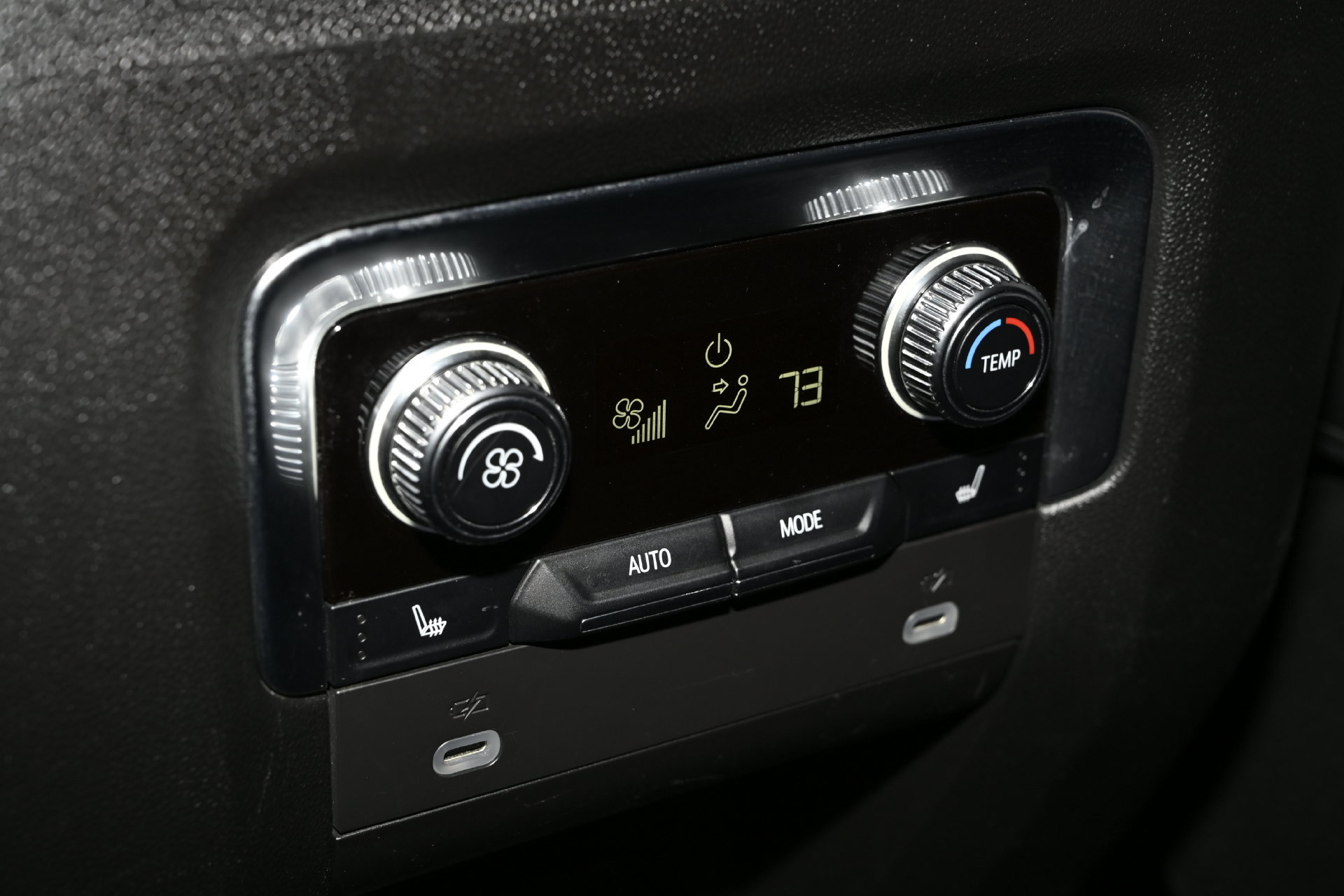 Used 2023 GMC Yukon XL Denali RWD image 29