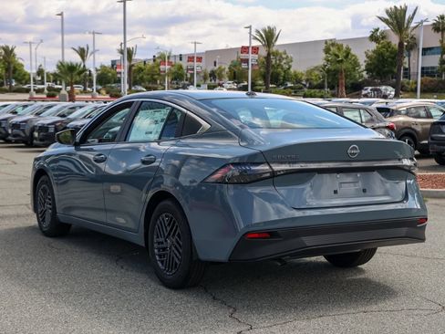 New 2026 Nissan Sentra SV FWD image 6