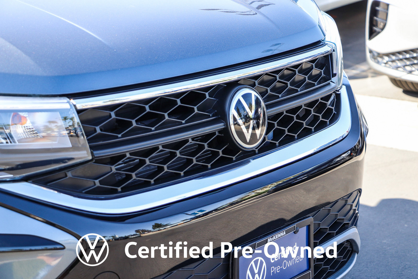 Certified 2023 Volkswagen Taos SE w/ Panoramic Sunroof Package FWD image 6