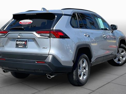 Used 2024 Toyota RAV4 XLE FWD image 12