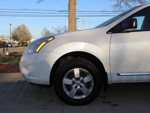 Used 2011 Nissan Rogue S image 38