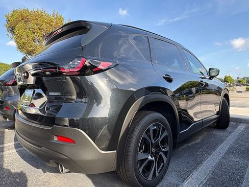 New 2026 MAZDA CX-5 Preferred AWD/4WD image 2