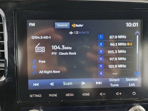 Used 2022 Mitsubishi Outlander SEL image 12