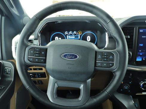 Used 2023 Ford F150 Lariat w/ Trailer Tow Package AWD/4WD image 16