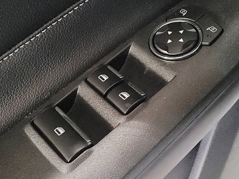 Used 2018 Ford Mustang Premium image 27