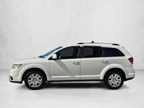 Used 2018 Dodge Journey SXT w/ Connectivity Group FWD image 3