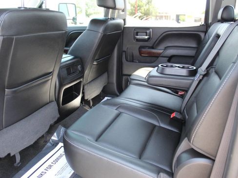 Used 2016 GMC Sierra 2500 SLT w/ Driver Alert Package image 13