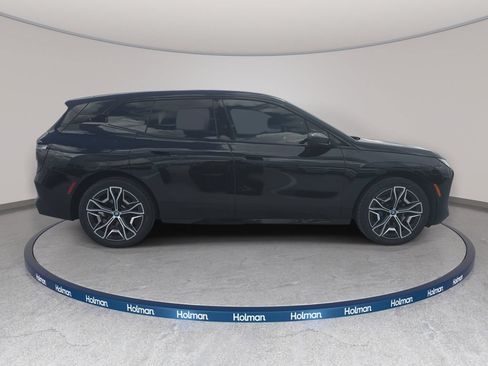 Certified 2024 BMW iX xDrive50 w/ Premium Package AWD/4WD image 4