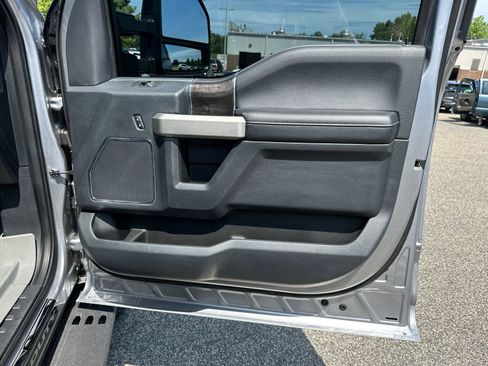 Used 2022 Ford F250 Lariat w/ Tremor Off-Road Package AWD/4WD image 13