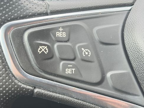 Used 2020 Chevrolet Malibu LT FWD image 20