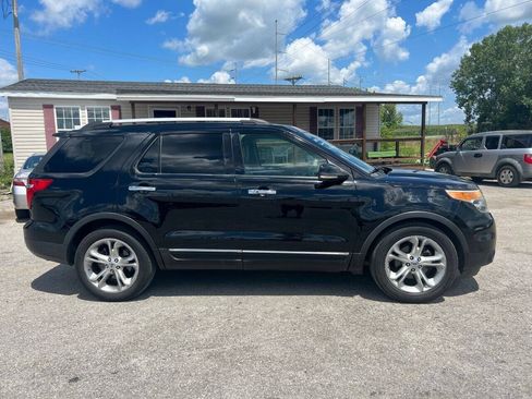Used 2011 Ford Explorer Limited FWD image 2