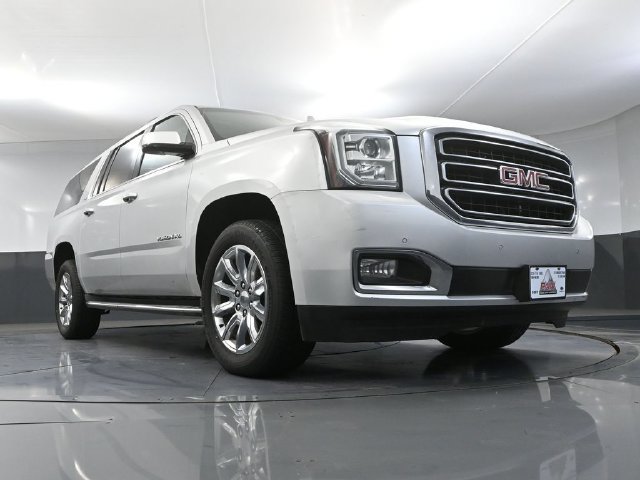 Used 2018 GMC Yukon XL SLT w/ Open Road Package AWD/4WD image 54