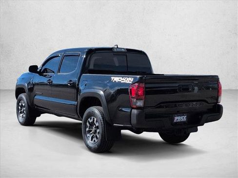 Used 2019 Toyota Tacoma TRD Off-Road image 7