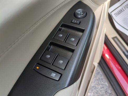 Used 2012 Cadillac SRX Performance image 18