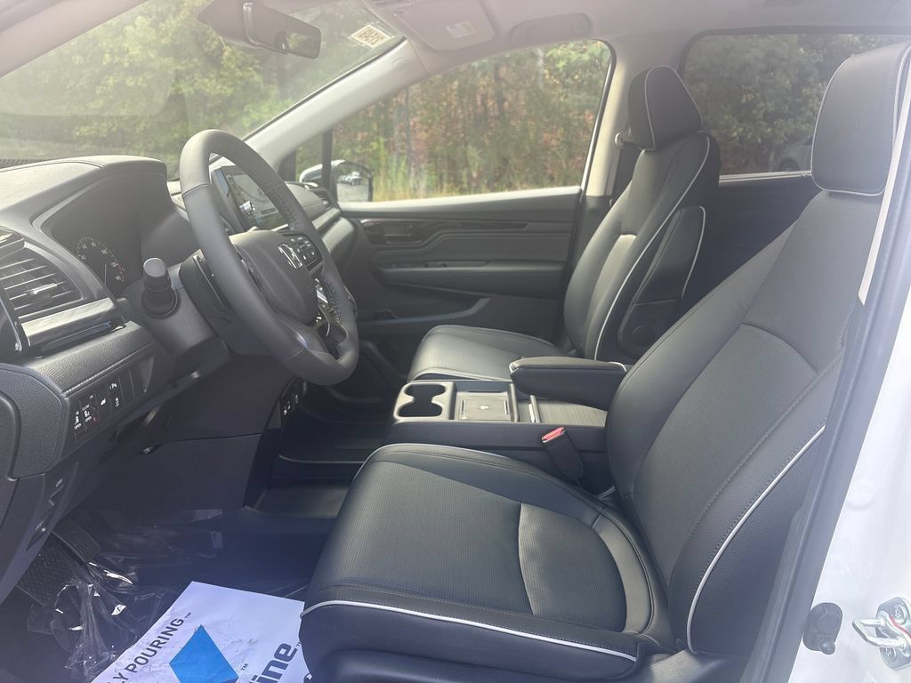 New 2026 Honda Odyssey Elite image 11