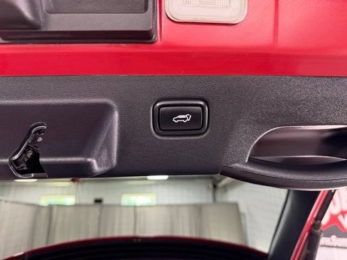 Used 2022 Kia EV6 GT-Line w/ GT-Line Suede Seat Package AWD/4WD image 10