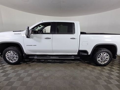 Used 2020 Chevrolet Silverado 2500 High Country w/ Z71 Off-Road Package AWD/4WD image 5