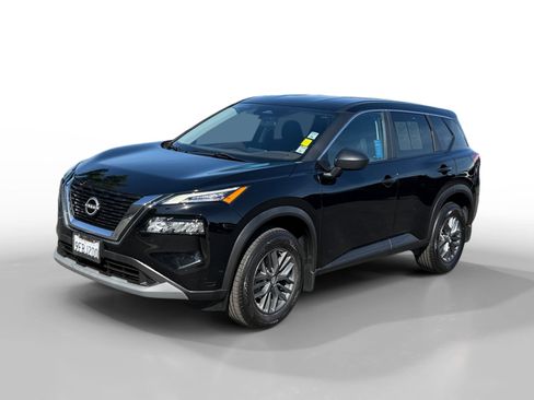 Used 2023 Nissan Rogue S FWD image 1