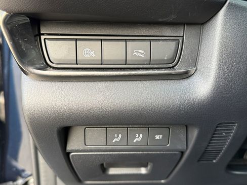 Certified 2025 MAZDA CX-30 AWD 2.5 S w/ Preferred Package image 22