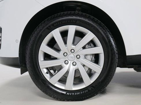 Used 2023 Land Rover Range Rover SE AWD/4WD image 9