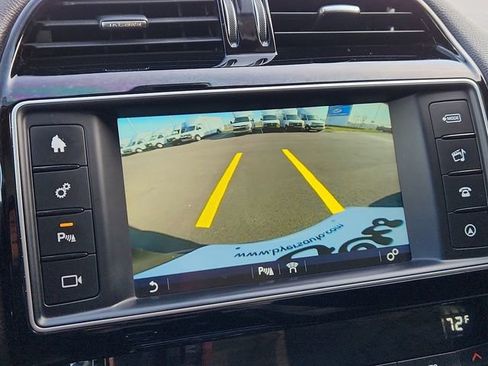 Used 2017 Jaguar F-PACE Prestige image 44