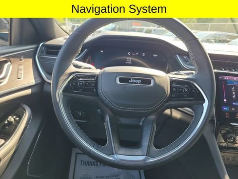 Certified 2023 Jeep Grand Cherokee L Overland w/ Luxury Tech Group IV AWD/4WD image 10