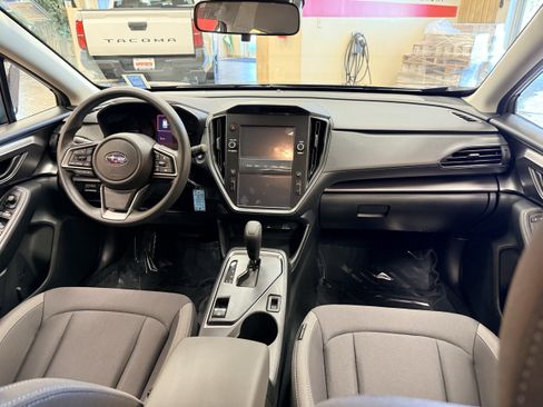Used 2025 Subaru Impreza 2.0i AWD/4WD image 38