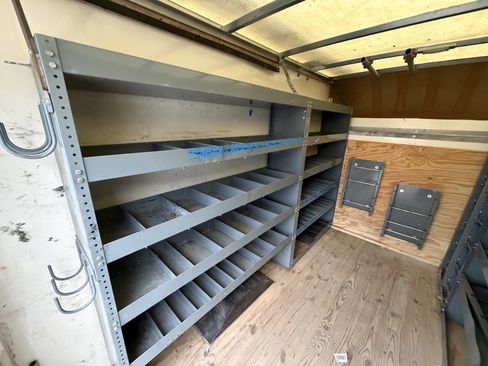 Used 2017 Chevrolet Express 3500 image 17