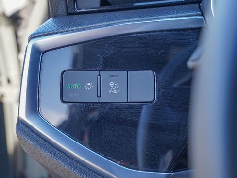 Certified 2025 Audi Q3 2.0T Premium w/ Convenience Package image 21