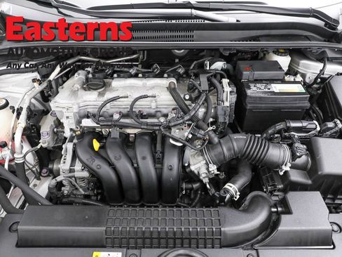 Used 2022 Toyota Corolla LE FWD image 7