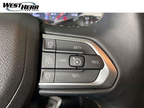 Used 2022 Jeep Compass Limited AWD/4WD image 39