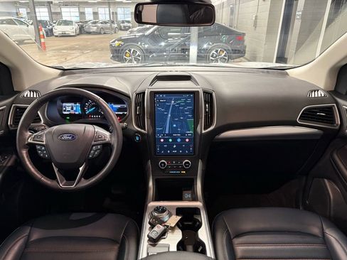 Used 2022 Ford Edge SEL w/ Sport Appearance Package image 18