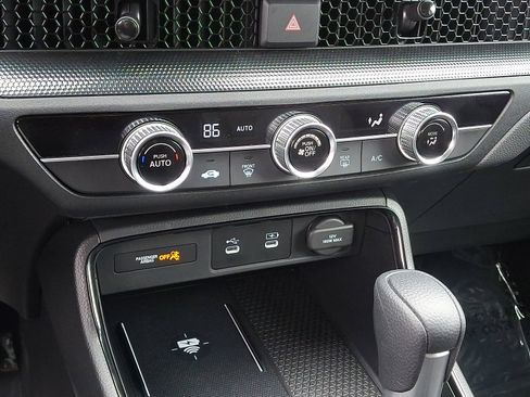 Used 2026 Honda CR-V LX image 15