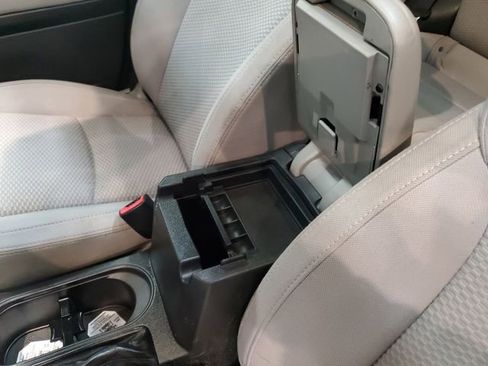 Used 2016 Subaru Forester 2.5i Premium w/ All-Weather Package image 27