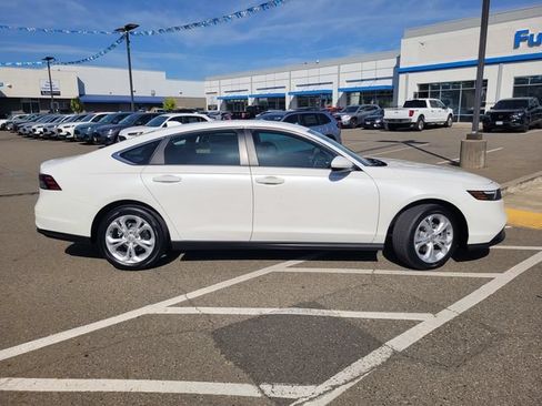 New 2026 Honda Accord LX image 4