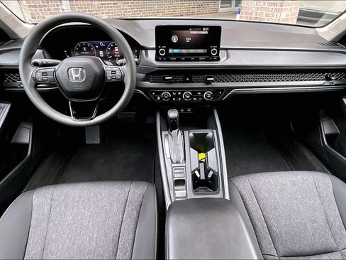 Certified 2023 Honda Accord EX image 16