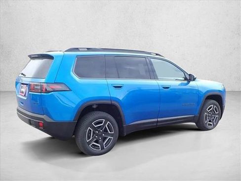 New 2026 Jeep Cherokee Laredo AWD/4WD image 4