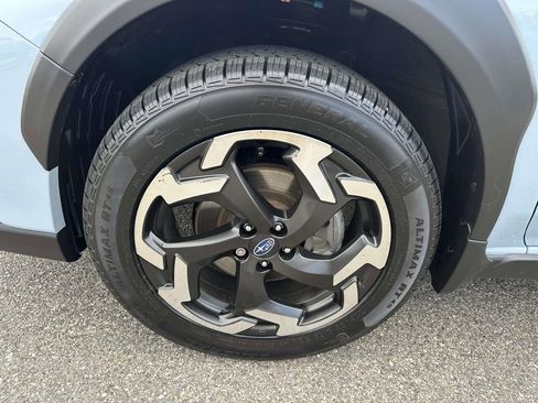 Used 2023 Subaru Crosstrek 2.5i Limited image 6