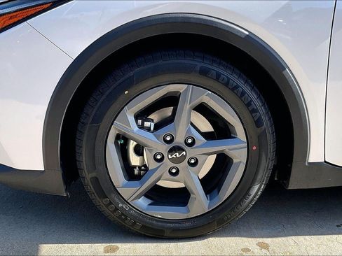 Used 2025 Kia K4 FWD image 34