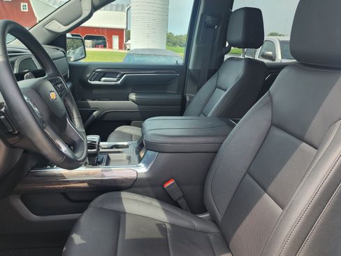 Certified 2026 Chevrolet Silverado 1500 LTZ w/ LTZ Premium Package AWD/4WD image 11