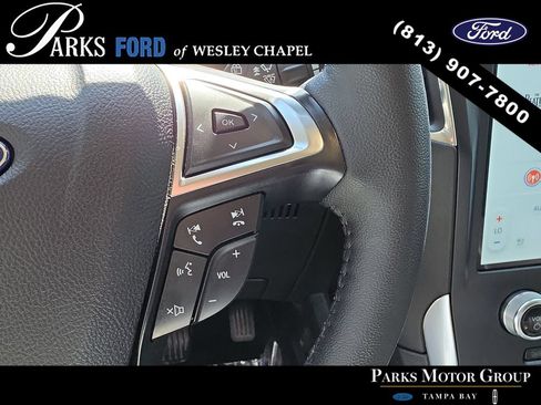 Certified 2024 Ford Edge Titanium AWD/4WD image 30