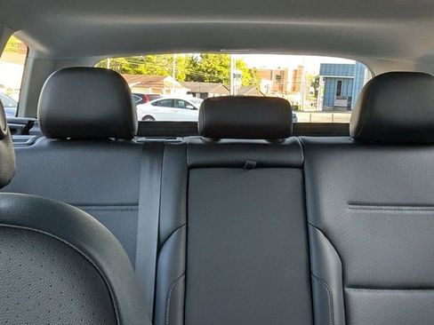 Used 2017 Volkswagen Golf Alltrack SE image 25