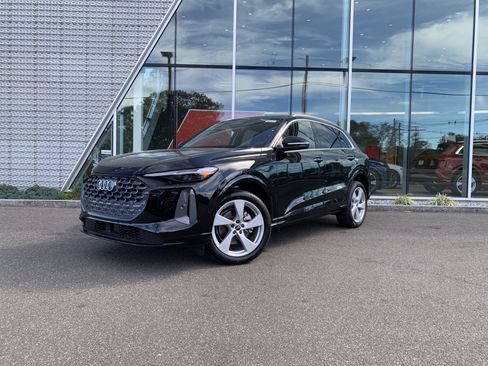 New 2025 Audi Q5 Premium Plus image 1