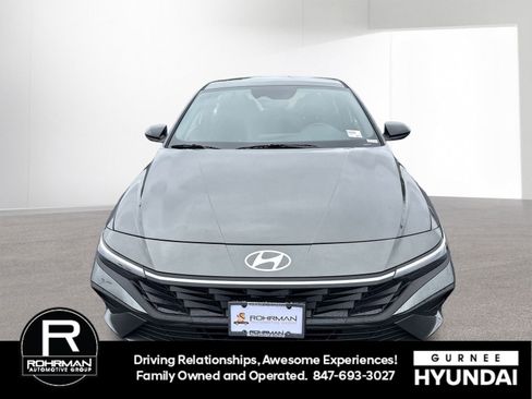 Certified 2025 Hyundai Elantra Sport image 3